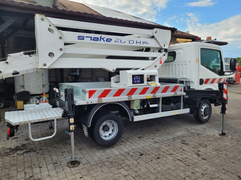 Nissan Cabstar NT400 podnośnik koszowy 20 m Oil&Steel Snake 2010 Plus - Platform udara yang dipasang di truk: gambar 3 Nissan Cabstar NT400 podnośnik koszowy 20 m Oil&Steel Snake 2010 Plus - Platform udara yang dipasang di truk: gambar 3