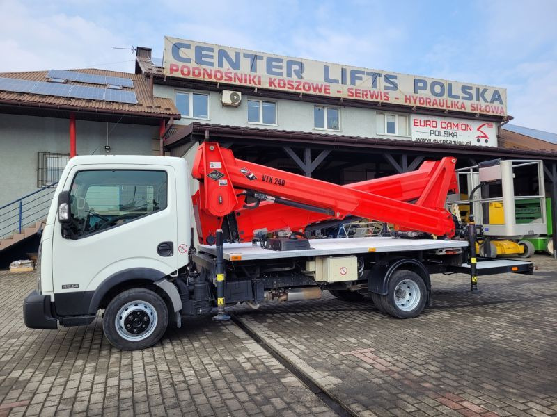 Nissan Cabstar NT400 podnośnik koszowy 24 m Versalift VTX-240 - Platform udara yang dipasang di truk: gambar 5 Nissan Cabstar NT400 podnośnik koszowy 24 m Versalift VTX-240 - Platform udara yang dipasang di truk: gambar 5