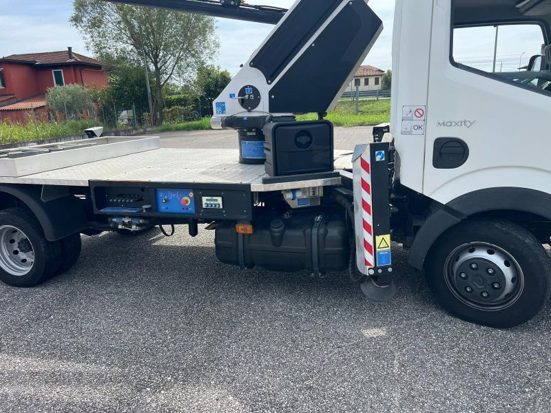 Renault Maxity podnośnik koszowy zwyżka 20 m CTE B-lift 20 JHV - Platform udara yang dipasang di truk: gambar 4 Renault Maxity podnośnik koszowy zwyżka 20 m CTE B-lift 20 JHV - Platform udara yang dipasang di truk: gambar 4