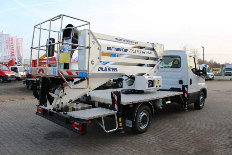 Nowy Oil&Steel Snake 2010 H Plus zamontowany na Iveco Daily 35-140 - Platform udara yang dipasang di truk: gambar 3 Nowy Oil&Steel Snake 2010 H Plus zamontowany na Iveco Daily 35-140 - Platform udara yang dipasang di truk: gambar 3