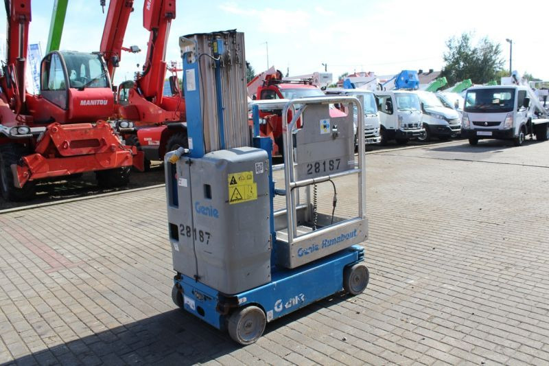 Podnośnik koszowy masztowy elektryczny 8 m Genie GR20 - Lift tiang vertikal: gambar 3 Podnośnik koszowy masztowy elektryczny 8 m Genie GR20 - Lift tiang vertikal: gambar 3