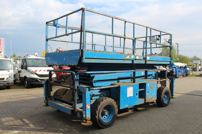 Podnośnik nożycowy 4x4 spalinowy 15 m Skyjack SJ9241 - Scissor lifts: gambar 4 Podnośnik nożycowy 4x4 spalinowy 15 m Skyjack SJ9241 - Scissor lifts: gambar 4