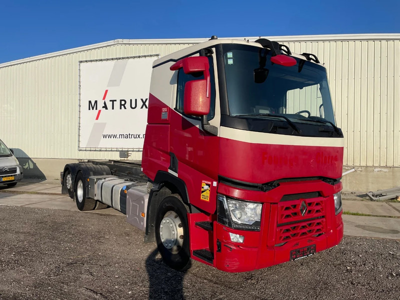 Renault T / 6x2 VOLLEDIG LUCHTGEVEERD / ALU VELGEN / HANDGESCHAKELD / LOW KM / ALU KIPPER 22.5 M3 - Truk jungkit: gambar 2 Renault T / 6x2 VOLLEDIG LUCHTGEVEERD / ALU VELGEN / HANDGESCHAKELD / LOW KM / ALU KIPPER 22.5 M3 - Truk jungkit: gambar 2