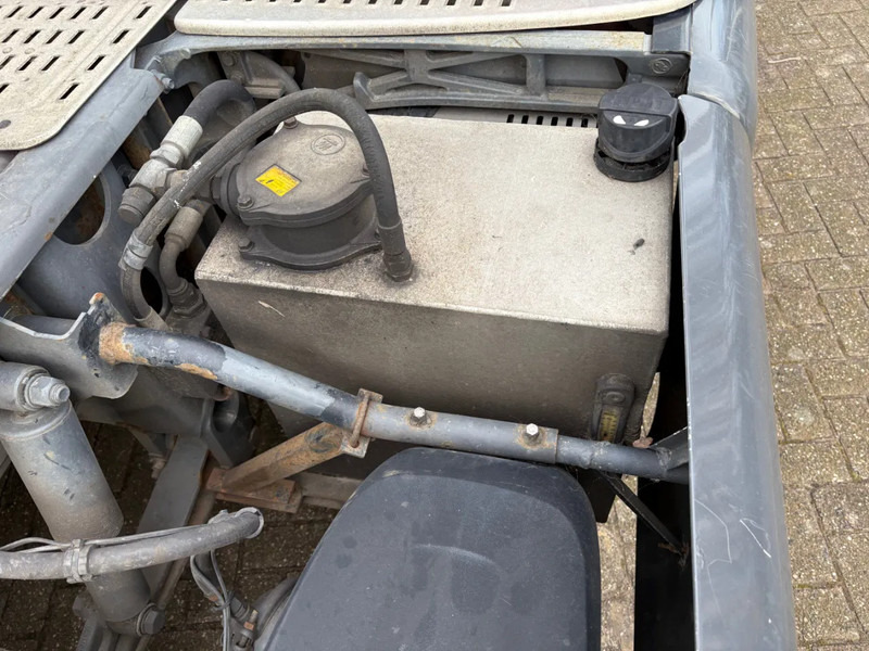DAF CF 440 / BULK COMPRESSOR / ADR TANK TRANSPORT / - Tractor head: gambar 5 DAF CF 440 / BULK COMPRESSOR / ADR TANK TRANSPORT / - Tractor head: gambar 5