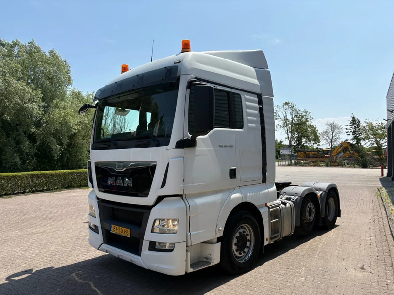 MAN TGX 26.440 / LOW KM ORIGINAL / HOLLAND TRUCK / 2 BEDS / - Tractor head: gambar 2 MAN TGX 26.440 / LOW KM ORIGINAL / HOLLAND TRUCK / 2 BEDS / - Tractor head: gambar 2