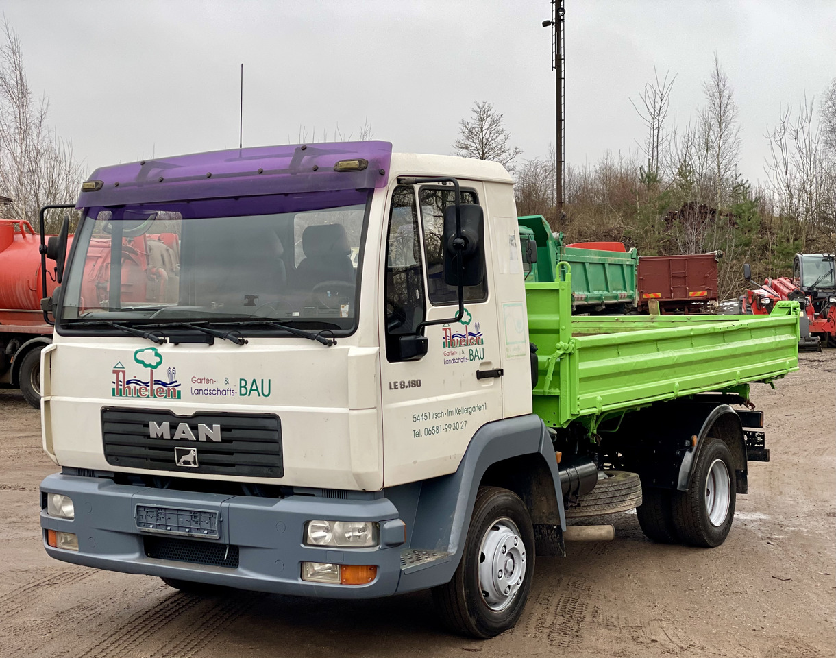 MAN LE - Truk jungkit: gambar 4 MAN LE - Truk jungkit: gambar 4