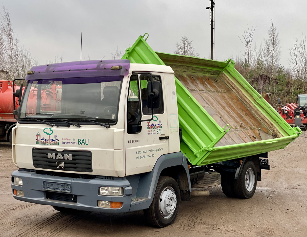 MAN LE - Truk jungkit: gambar 3 MAN LE - Truk jungkit: gambar 3