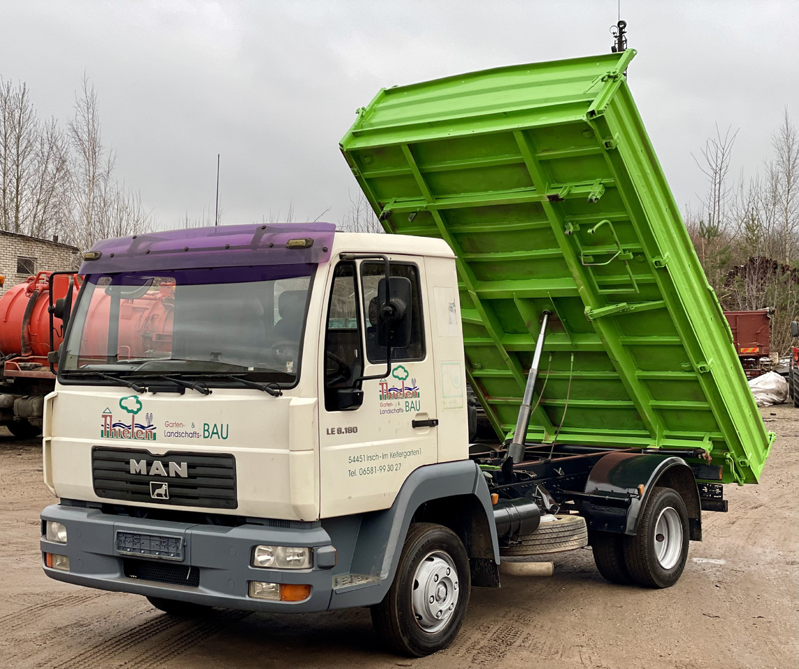 MAN LE - Truk jungkit: gambar 1 MAN LE - Truk jungkit: gambar 1