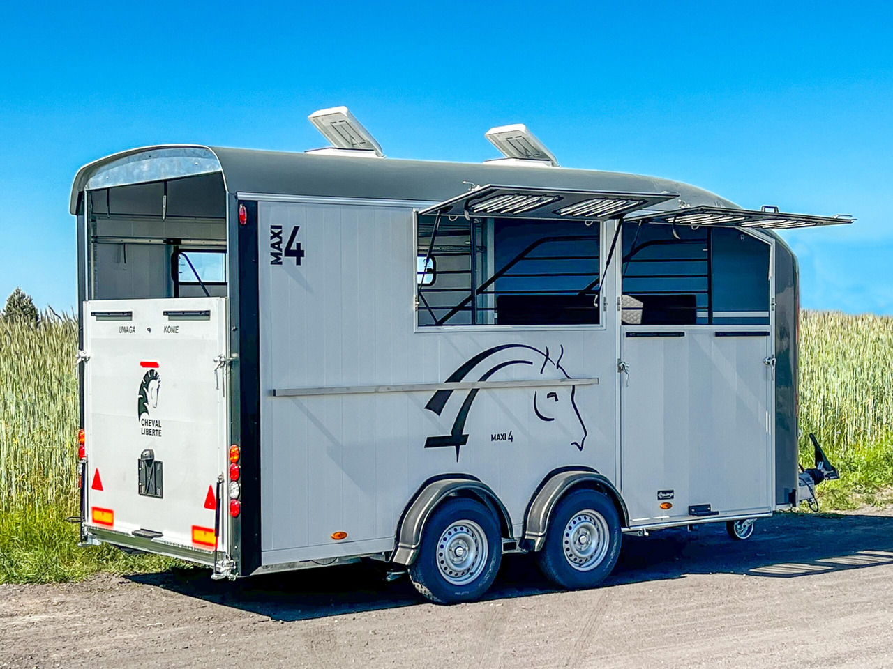 CHEVAL LIBERTÉ MAXI 4 - OPTIMAX - Trailer pengangkut kuda: gambar 3 CHEVAL LIBERTÉ MAXI 4 - OPTIMAX - Trailer pengangkut kuda: gambar 3