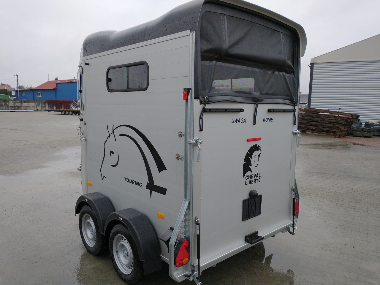 Cheval Liberté Touring Country + Siodlarnia, Debon - Trailer pengangkut kuda: gambar 5 Cheval Liberté Touring Country + Siodlarnia, Debon - Trailer pengangkut kuda: gambar 5