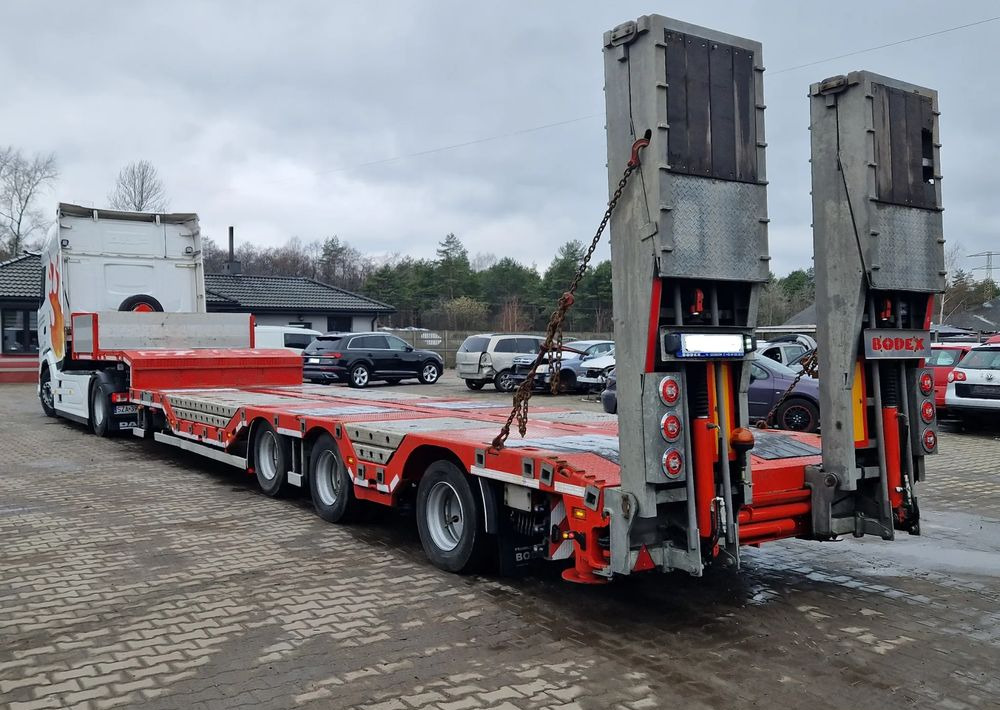 Bodex ZESTAW NACZEPA NISKOPODŁOGOWA ROZSUWANA 3 OSIE LAWETA - Semi-trailer low bed: gambar 3 Bodex ZESTAW NACZEPA NISKOPODŁOGOWA ROZSUWANA 3 OSIE LAWETA - Semi-trailer low bed: gambar 3