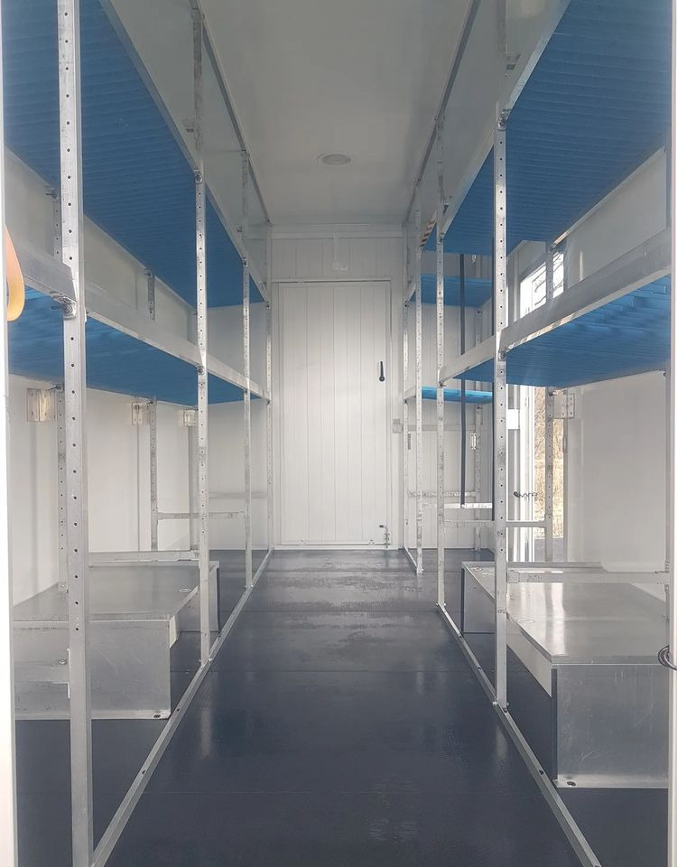 Camper Iveco DAILY KONTENER NISKOPODŁOGOWY 4,43x2,23x2,42 SKLEP BAR FOODTRUCK KAMPER KLIMA: gambar 17