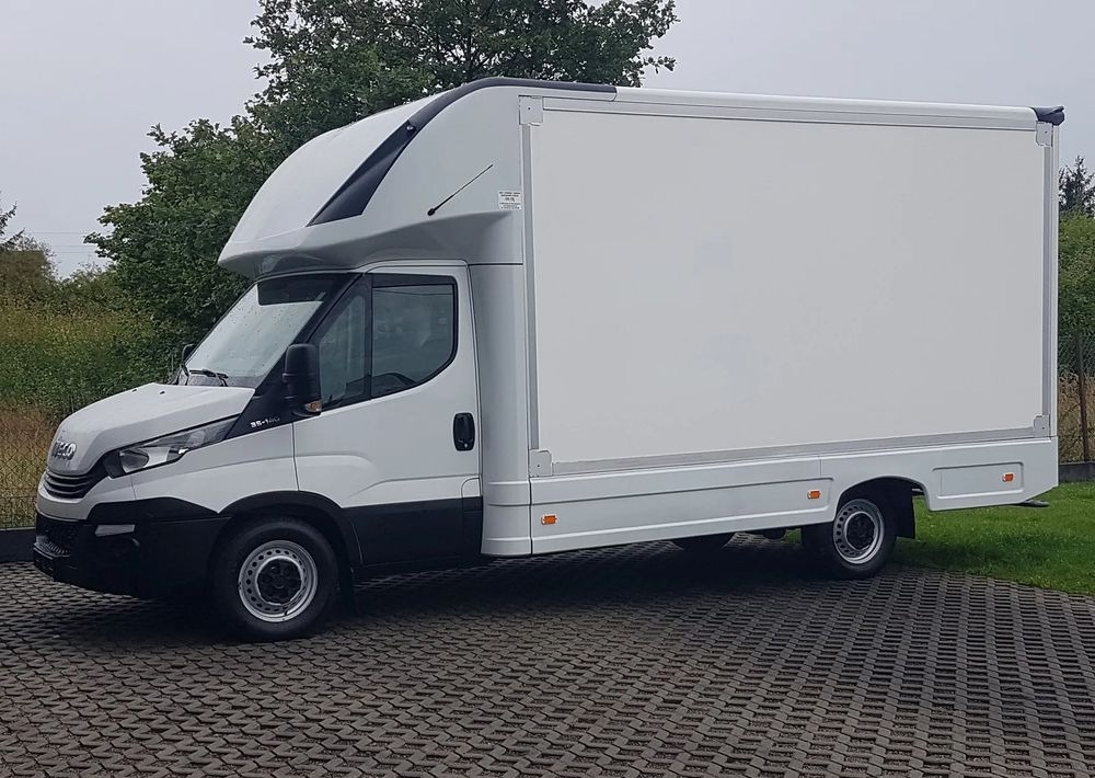 Iveco DAILY KONTENER NISKOPODŁOGOWY 4,31x2,24x2,42 FOODTRUCK SKLEP KAMPER KLIMA BAR KONIOWÓZ - Van box: gambar 2 Iveco DAILY KONTENER NISKOPODŁOGOWY 4,31x2,24x2,42 FOODTRUCK SKLEP KAMPER KLIMA BAR KONIOWÓZ - Van box: gambar 2