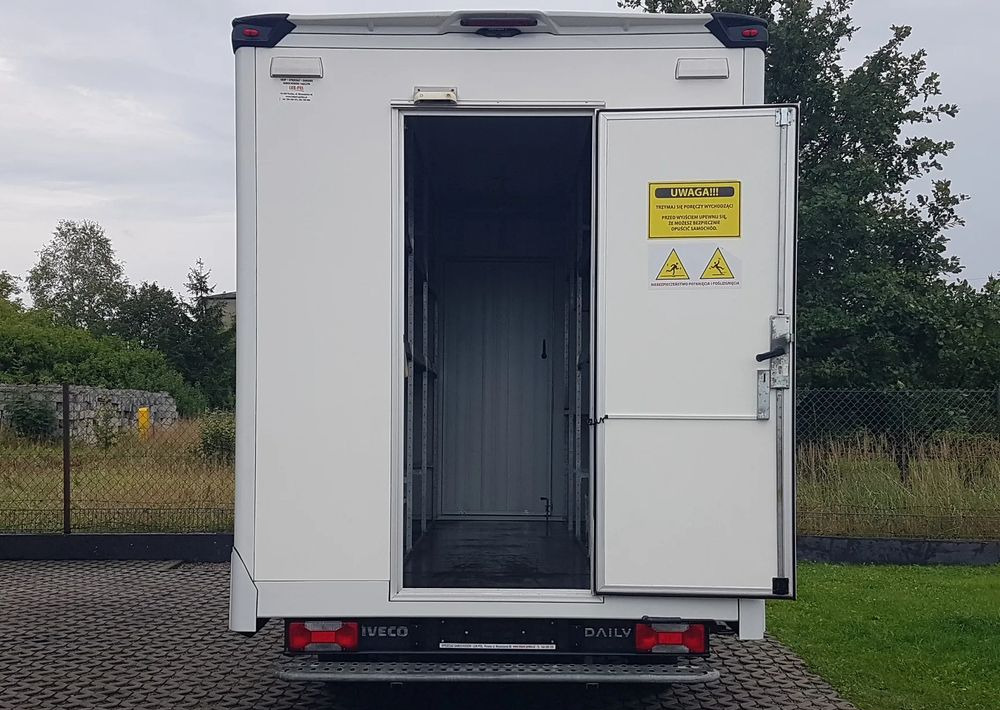 Iveco DAILY KONTENER NISKOPODŁOGOWY 4,31x2,24x2,42 FOODTRUCK SKLEP KAMPER KLIMA BAR KONIOWÓZ - Van box: gambar 5 Iveco DAILY KONTENER NISKOPODŁOGOWY 4,31x2,24x2,42 FOODTRUCK SKLEP KAMPER KLIMA BAR KONIOWÓZ - Van box: gambar 5