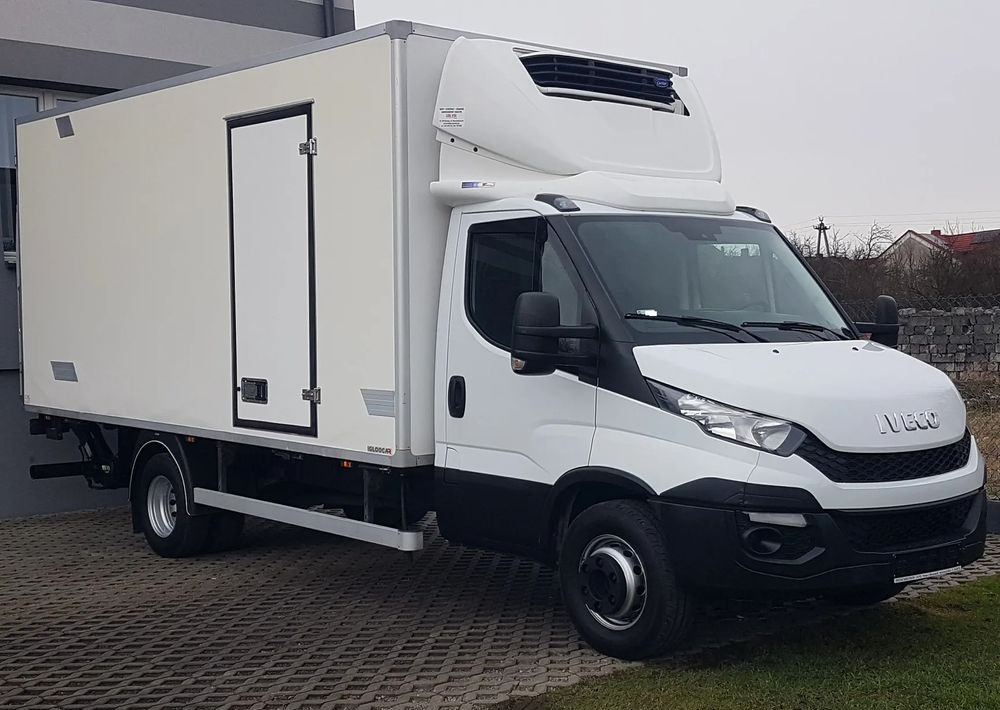 Iveco Daily 70-170 WINDA CHŁODNIA 10EP AGREGAT IZOTERMA - Truk berpendingin: gambar 1 Iveco Daily 70-170 WINDA CHŁODNIA 10EP AGREGAT IZOTERMA - Truk berpendingin: gambar 1
