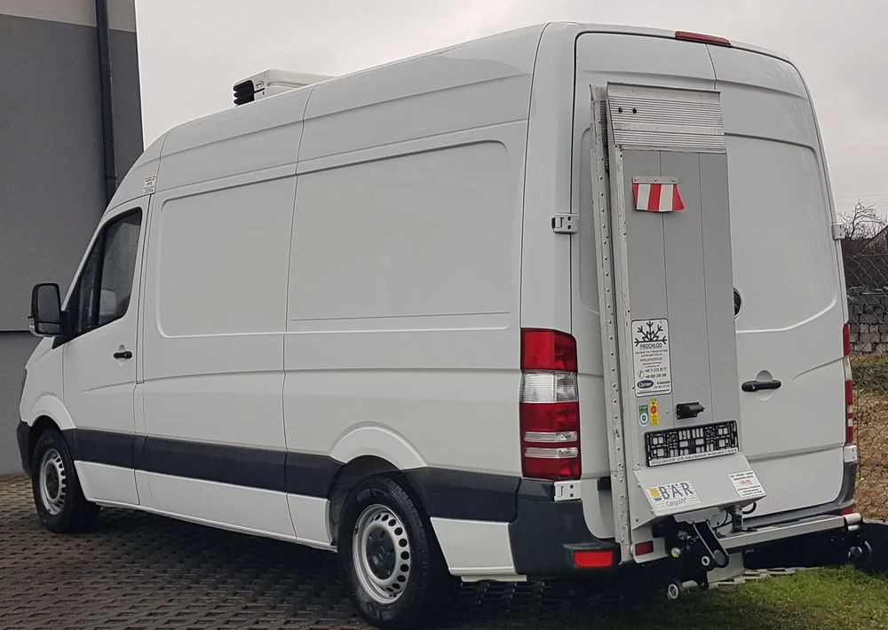 Mercedes-Benz SPRINTER WINDA CHŁODNIA AGREGAT IZOTERMA DŁUGI WYSOKI KLIMA - Van berpendingin: gambar 3 Mercedes-Benz SPRINTER WINDA CHŁODNIA AGREGAT IZOTERMA DŁUGI WYSOKI KLIMA - Van berpendingin: gambar 3
