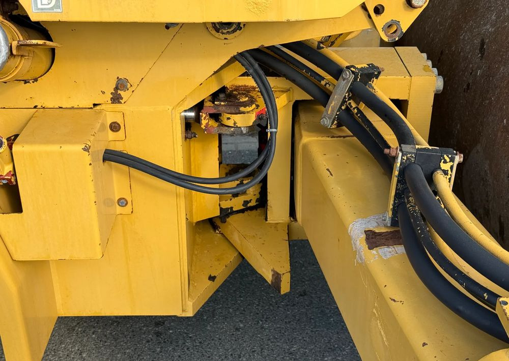 Roller Caterpillar * Walec Drogowy CAT CS-563 *: gambar 9