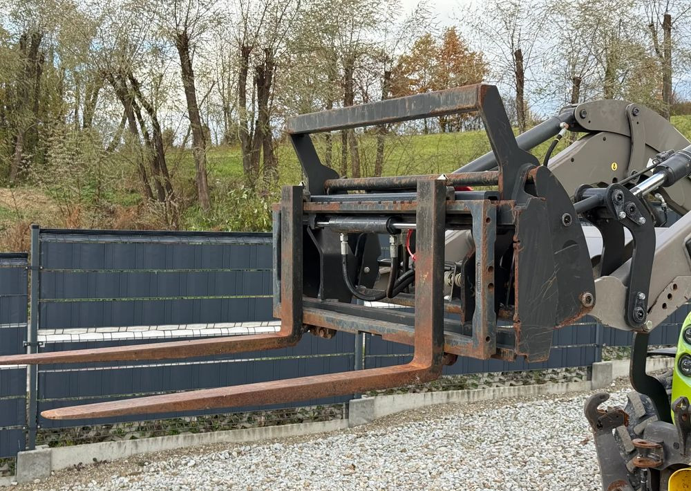 Claas * 240 F NEXOS CLAAS * 4x4 * Sadowniczy * Tur MX F304 * TUZ * Wałek WOM* Ciągnik * Traktor * - Traktor: gambar 2 Claas * 240 F NEXOS CLAAS * 4x4 * Sadowniczy * Tur MX F304 * TUZ * Wałek WOM* Ciągnik * Traktor * - Traktor: gambar 2