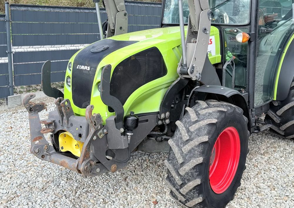 Claas * Ciągnik Traktor CLAAS 240 F NEXOS * 4x4 * Sadowniczy * Tur MX F304 * TUZ * Wałek WOM - Traktor: gambar 4 Claas * Ciągnik Traktor CLAAS 240 F NEXOS * 4x4 * Sadowniczy * Tur MX F304 * TUZ * Wałek WOM - Traktor: gambar 4