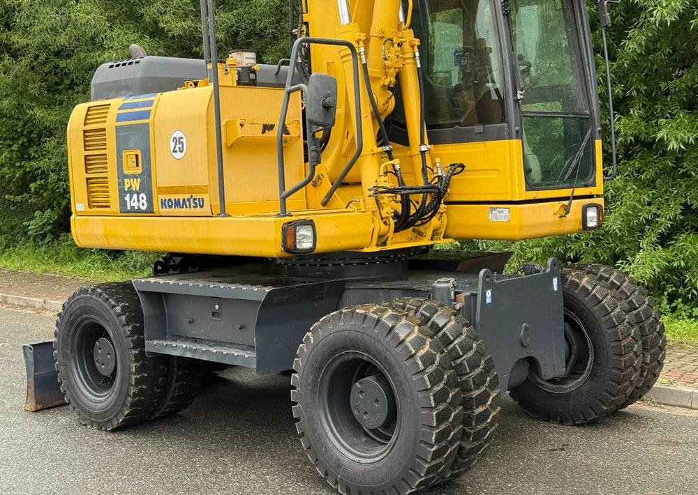 Komatsu * Komatsu PW 148 *ROTOTILT * Sprowadzona * Stan Perfekcyjny * Koparka Kołowa * - Ekskavator roda: gambar 5 Komatsu * Komatsu PW 148 *ROTOTILT * Sprowadzona * Stan Perfekcyjny * Koparka Kołowa * - Ekskavator roda: gambar 5