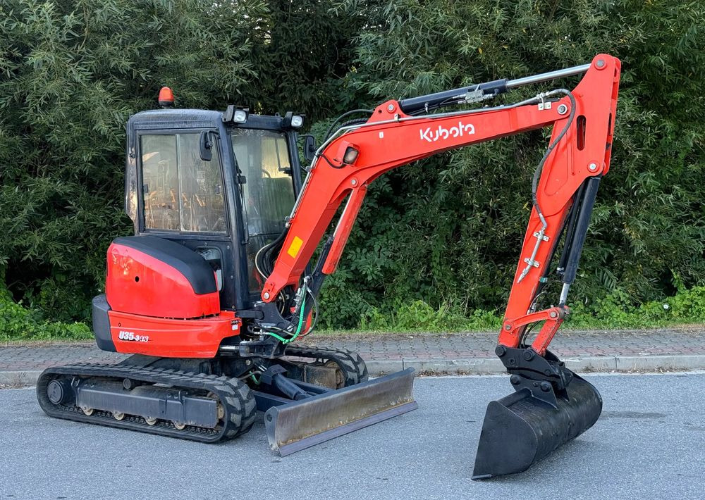 Kubota * Sprowadzona * Minikoparka * Kubota U 35-3&3 * 3.5 Ton * - Ekskavator mini: gambar 2 Kubota * Sprowadzona * Minikoparka * Kubota U 35-3&3 * 3.5 Ton * - Ekskavator mini: gambar 2