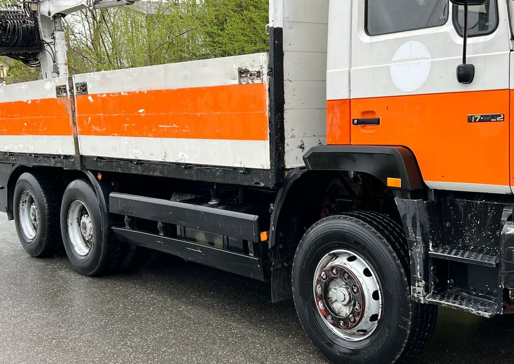 MAN 27-322 MAN 6x4 HDS ATLAS 140 - Truk flatbed: gambar 3 MAN 27-322 MAN 6x4 HDS ATLAS 140 - Truk flatbed: gambar 3