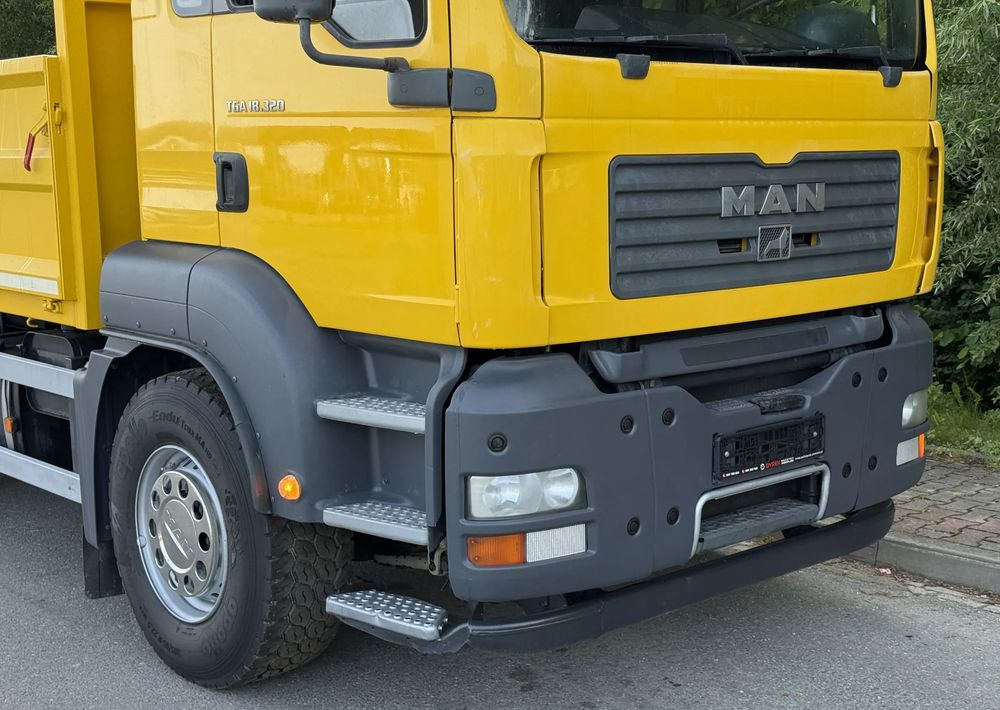 MAN * MAN TGA 18-320 * Kiper Wywrotka * 4x2 * Kran * Sprowadzony* Bardzo Dobry Stan - Truk jungkit: gambar 4 MAN * MAN TGA 18-320 * Kiper Wywrotka * 4x2 * Kran * Sprowadzony* Bardzo Dobry Stan - Truk jungkit: gambar 4