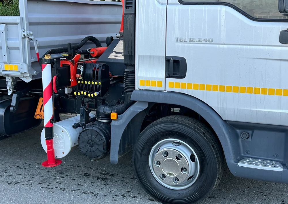 MAN MAN TGL 12-240 Kiper Wywrotka 4x2 Kran PALFINGER PK 12500 BARDZO DOBRY STAN - Truk jungkit: gambar 5 MAN MAN TGL 12-240 Kiper Wywrotka 4x2 Kran PALFINGER PK 12500 BARDZO DOBRY STAN - Truk jungkit: gambar 5
