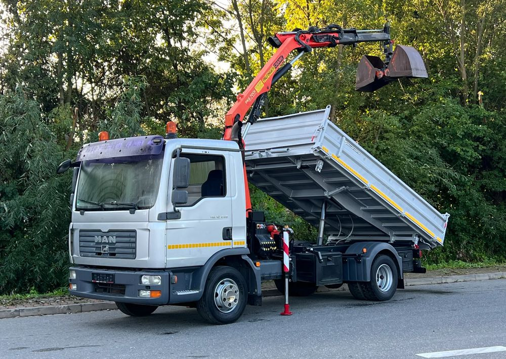 MAN MAN TGL 12-240 Kiper Wywrotka 4x2 Kran PALFINGER PK 12500 BARDZO DOBRY STAN - Truk jungkit: gambar 1 MAN MAN TGL 12-240 Kiper Wywrotka 4x2 Kran PALFINGER PK 12500 BARDZO DOBRY STAN - Truk jungkit: gambar 1
