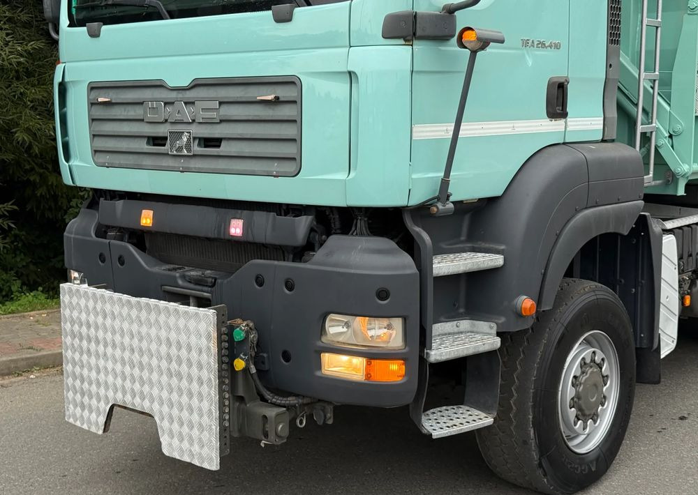 MAN * TGA 26.410 MAN * Kiper / Wywrotka * 6x6 * Sprowadzona * Bordmatik x2 * Bardzo Dobry Stan - Truk jungkit: gambar 4 MAN * TGA 26.410 MAN * Kiper / Wywrotka * 6x6 * Sprowadzona * Bordmatik x2 * Bardzo Dobry Stan - Truk jungkit: gambar 4