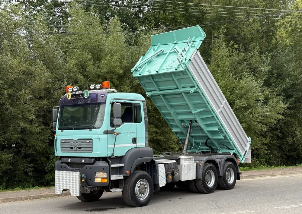 MAN * TGA 26.410 MAN * Kiper / Wywrotka * 6x6 * Sprowadzona * Bordmatik x2 * Bardzo Dobry Stan - Truk jungkit: gambar 1 MAN * TGA 26.410 MAN * Kiper / Wywrotka * 6x6 * Sprowadzona * Bordmatik x2 * Bardzo Dobry Stan - Truk jungkit: gambar 1