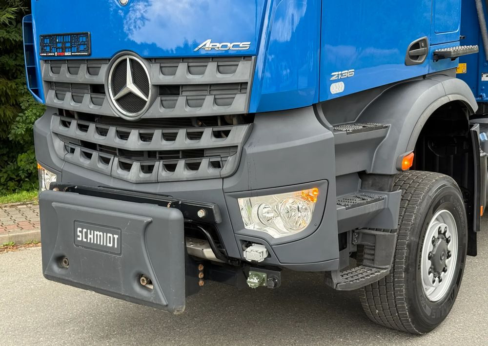 Mercedes-Benz * Arocs * 4X4 * JAK NOWY * Wywrotka Kiper Meiller * Sprowadzony * 80.700 km Oryginalnie * Mercedes - Truk jungkit: gambar 4 Mercedes-Benz * Arocs * 4X4 * JAK NOWY * Wywrotka Kiper Meiller * Sprowadzony * 80.700 km Oryginalnie * Mercedes - Truk jungkit: gambar 4