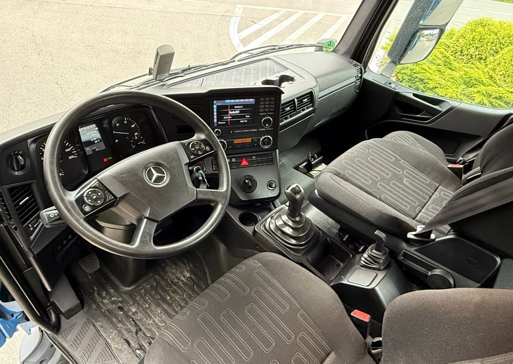 Mercedes-Benz * Arocs * 4X4 * JAK NOWY * Wywrotka Kiper Meiller * Sprowadzony * 80.700 km Oryginalnie * Mercedes - Truk jungkit: gambar 2 Mercedes-Benz * Arocs * 4X4 * JAK NOWY * Wywrotka Kiper Meiller * Sprowadzony * 80.700 km Oryginalnie * Mercedes - Truk jungkit: gambar 2
