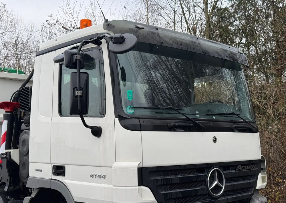 Mercedes-Benz * Mercedes 8x6 Actros 4144 * HDS Palfinger 150002 + FLY JIB PJ 170 * Dźwig * 40 TON * Wyciągarka * 35 Metrów * Kosz * - Truk derek: gambar 3 Mercedes-Benz * Mercedes 8x6 Actros 4144 * HDS Palfinger 150002 + FLY JIB PJ 170 * Dźwig * 40 TON * Wyciągarka * 35 Metrów * Kosz * - Truk derek: gambar 3