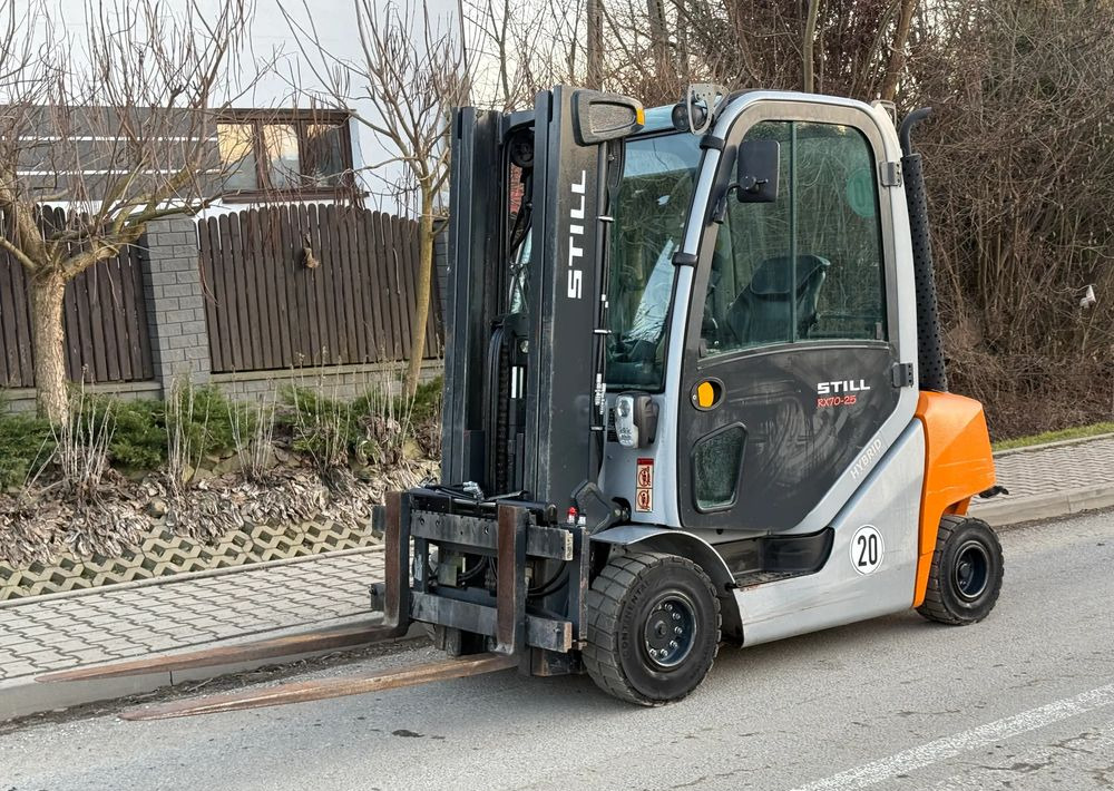 Still * Sprowadzony * Still RX 70-25 Triplex * Wózek Widłowy * Stan Idealny * - Peralatan lainnya: gambar 1 Still * Sprowadzony * Still RX 70-25 Triplex * Wózek Widłowy * Stan Idealny * - Peralatan lainnya: gambar 1