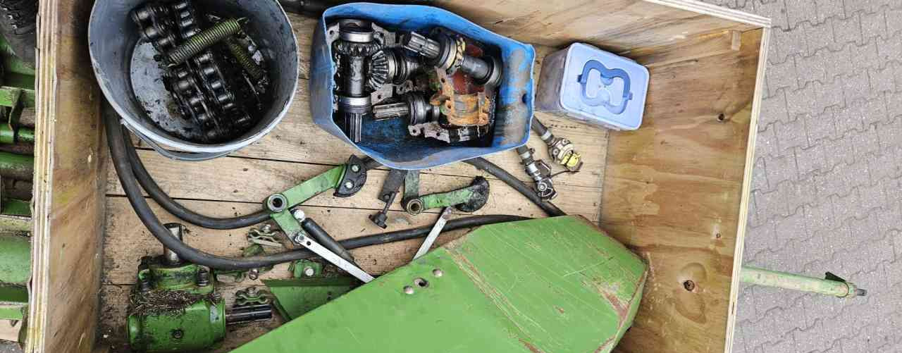 Bergmann Royal doseerwalsen, onderdelen, parts, diversen - Keranjang pemuatan sendiri: gambar 3 Bergmann Royal doseerwalsen, onderdelen, parts, diversen - Keranjang pemuatan sendiri: gambar 3