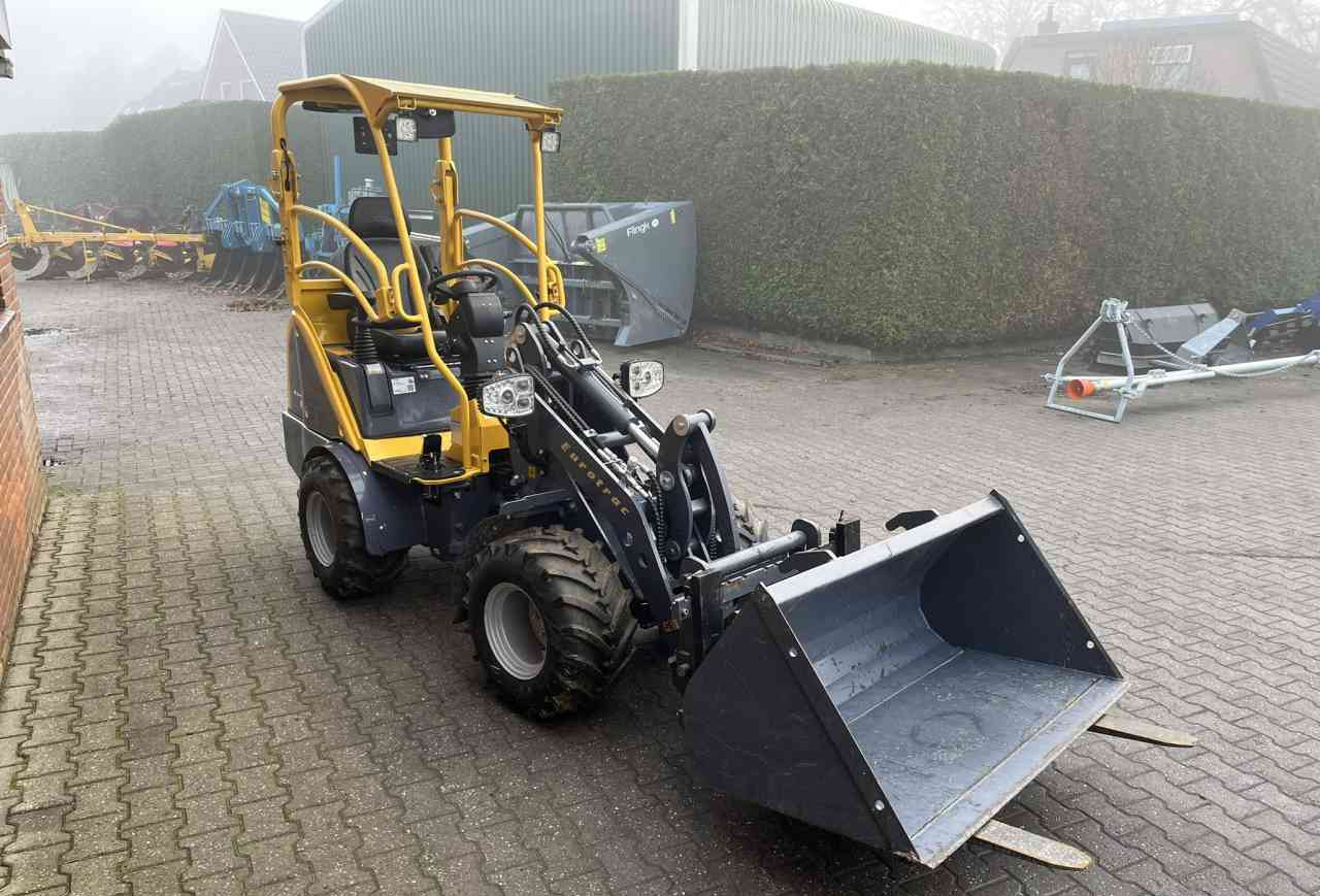 Eurotrac W11 Demo minishovel shovels - Wheel loader: gambar 3 Eurotrac W11 Demo minishovel shovels - Wheel loader: gambar 3