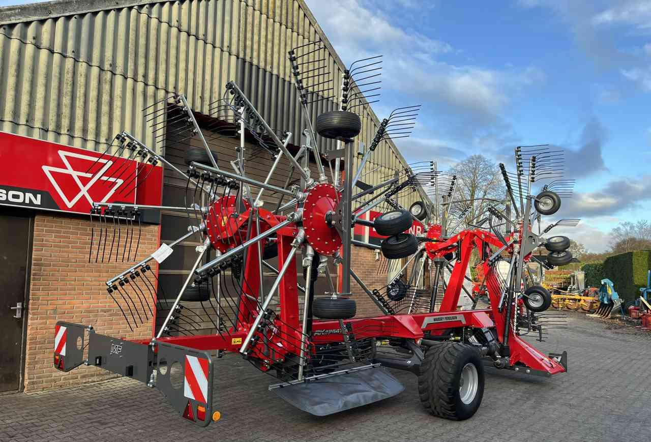 Massey Ferguson RK 1254 TRC Gen 2 zwadhark weidebouwmachines - Tedder/ Menyapu: gambar 4 Massey Ferguson RK 1254 TRC Gen 2 zwadhark weidebouwmachines - Tedder/ Menyapu: gambar 4