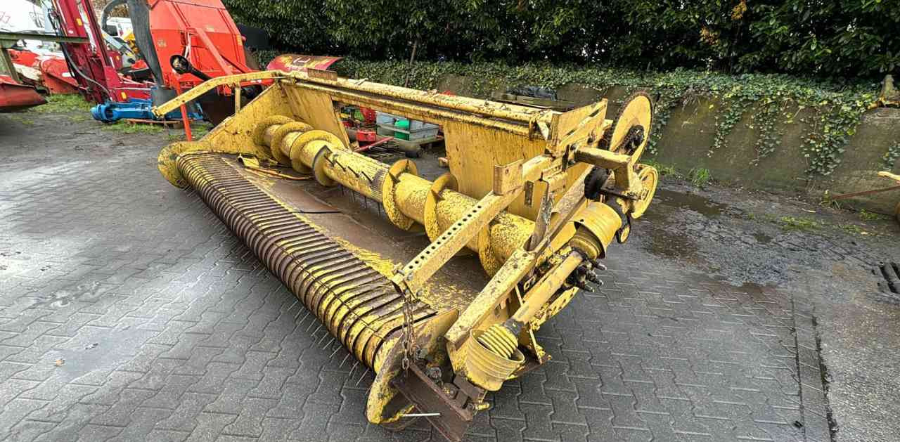 New Holland New Holland / Clayson Pickup, hakselaar, hakselunit, diversen - Mesin pemanen: gambar 1 New Holland New Holland / Clayson Pickup, hakselaar, hakselunit, diversen - Mesin pemanen: gambar 1