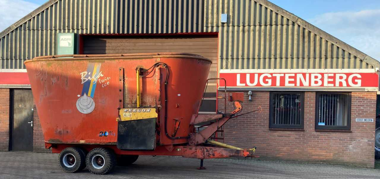 Peecon VME 200 Voermengwagen Voermachines - Mixer-pengumpan: gambar 1 Peecon VME 200 Voermengwagen Voermachines - Mixer-pengumpan: gambar 1
