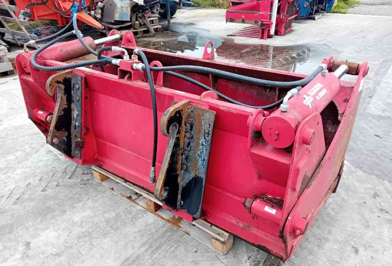 Redrock Allround 85-200 kuilhapper Volvo L30 aansl. voermachines - Peralatan silo: gambar 3 Redrock Allround 85-200 kuilhapper Volvo L30 aansl. voermachines - Peralatan silo: gambar 3