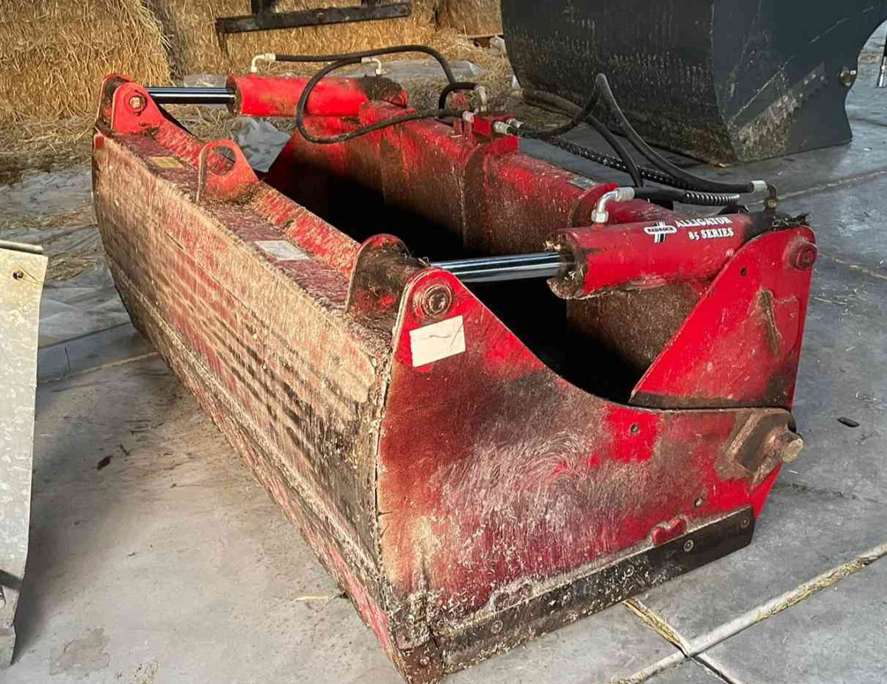 Redrock Kuilhapper 1.60 breed, dichte bodem, Volvo L30 aansluiting voermachines - Peralatan silo: gambar 1 Redrock Kuilhapper 1.60 breed, dichte bodem, Volvo L30 aansluiting voermachines - Peralatan silo: gambar 1