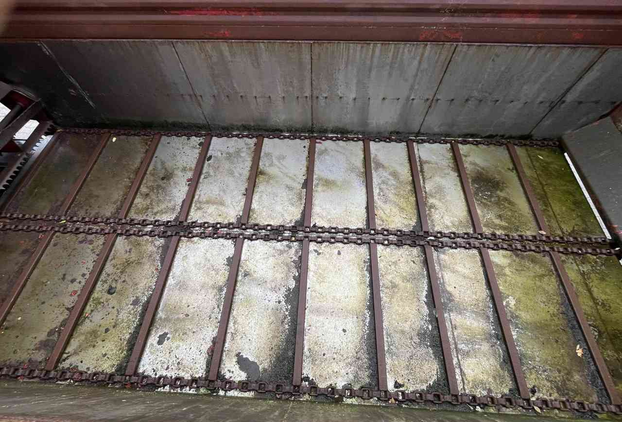 Trailer jungkit pertanian/ Tempat sampah Schuitemaker Feedo 100 Voerdoseerwagen, voerwagen, blokkenwagen, voermachines: gambar 7