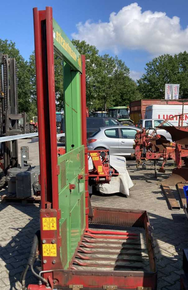 Strautmann Hydrofox HK3 kuilsnijder kuilvoersnijder U snijder voermachines - Peralatan silo: gambar 3 Strautmann Hydrofox HK3 kuilsnijder kuilvoersnijder U snijder voermachines - Peralatan silo: gambar 3
