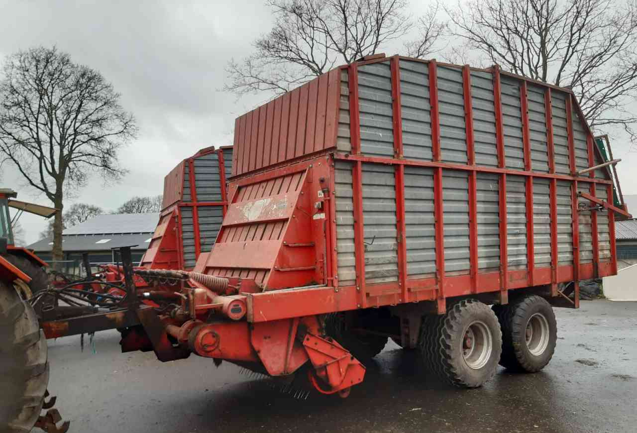 Taarup 1030 Ladewagen hooibouwmachines - Keranjang pemuatan sendiri: gambar 1 Taarup 1030 Ladewagen hooibouwmachines - Keranjang pemuatan sendiri: gambar 1