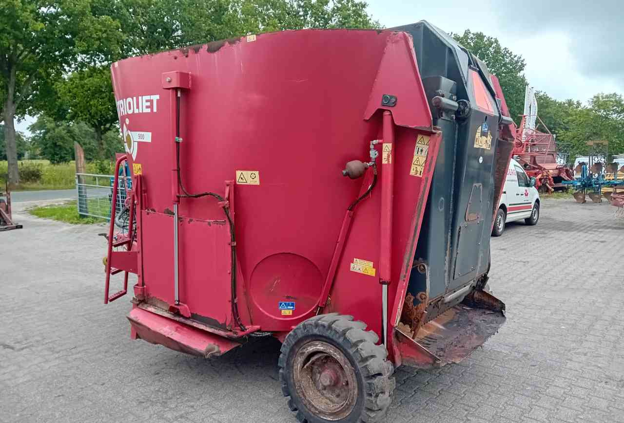 Trioliet Gigant 900 voermengwagen - Mixer-pengumpan: gambar 2 Trioliet Gigant 900 voermengwagen - Mixer-pengumpan: gambar 2