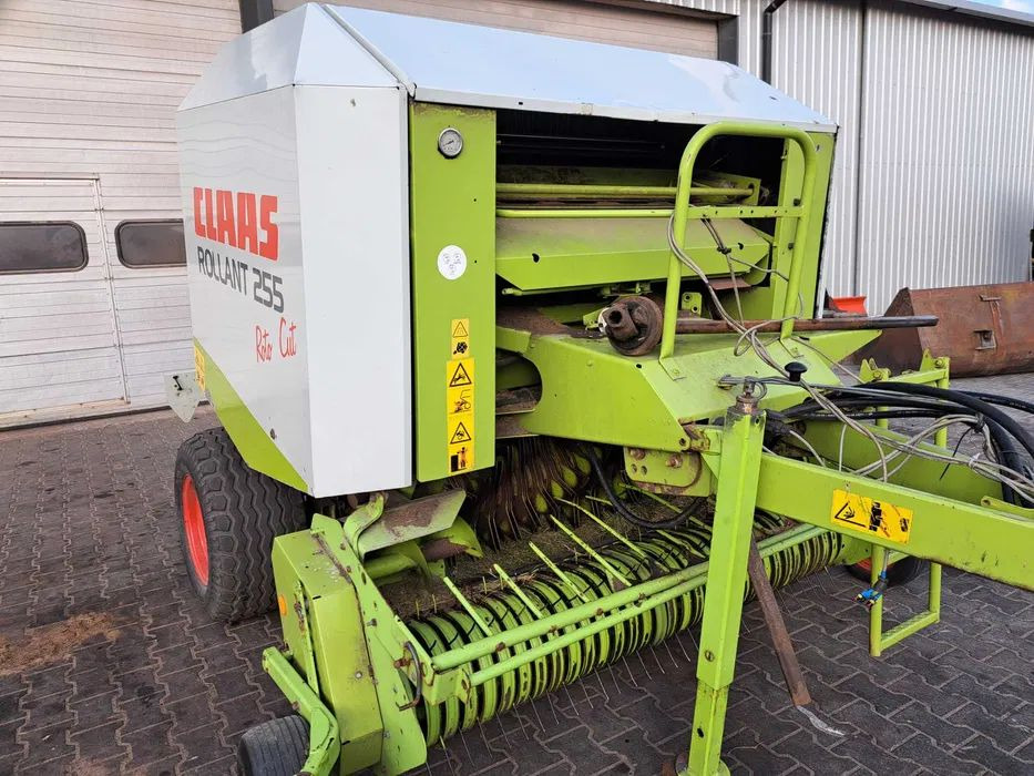 Claas Rollant 255 RC - Baler bulat: gambar 3 Claas Rollant 255 RC - Baler bulat: gambar 3