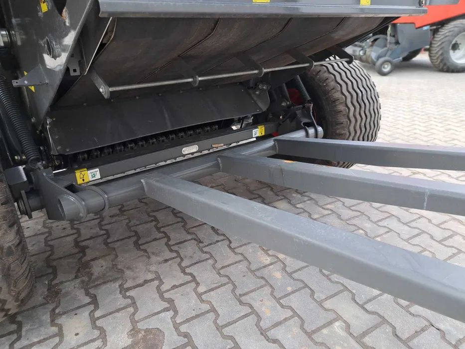 Claas Variant 465 RC - Baler bulat: gambar 5 Claas Variant 465 RC - Baler bulat: gambar 5