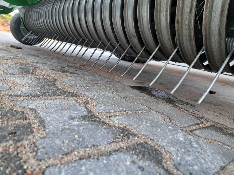 Mchale F5500 - Baler bulat: gambar 4 Mchale F5500 - Baler bulat: gambar 4