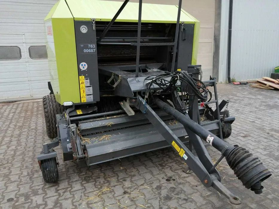 Prasa rolująca Claas Rollant 374 - Baler bulat: gambar 4 Prasa rolująca Claas Rollant 374 - Baler bulat: gambar 4
